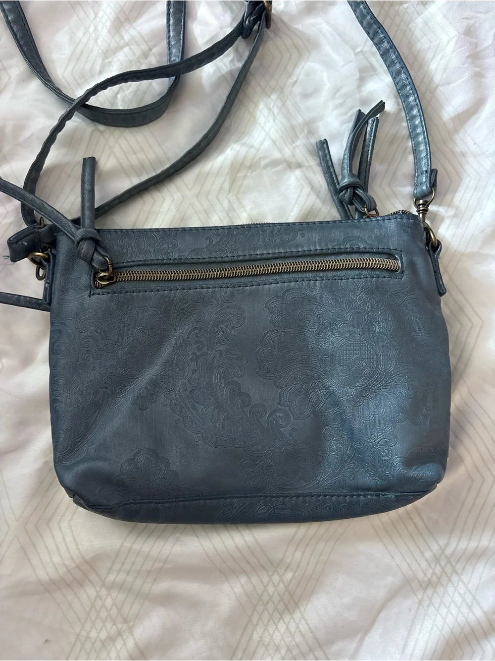 Stone Mountain Accessories Slate Blue Crossbody with Tassel Zips